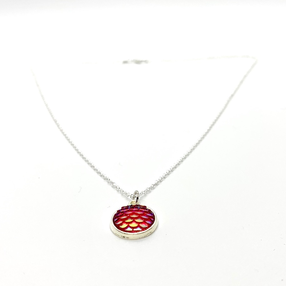 925 Red Mermaid Scale Pendant Necklace - Picture 2 of 4